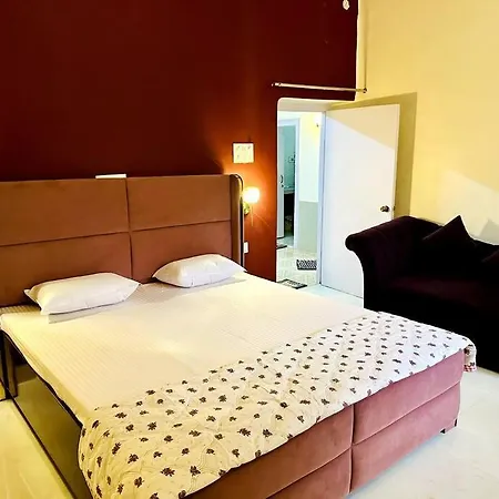 Konamae Apartment Varanasi Exterior photo
